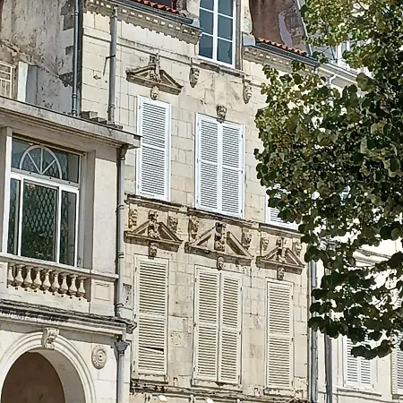 Charmant Au Coeur De La Rochelle - 2-4 Pers, 45m², Port & Commerces A Proximite - Fr-1-551-65 *