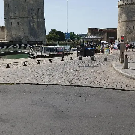 Charmant Au Coeur De La Rochelle - 2-4 Pers, 45m², Port & Commerces A Proximite - Fr-1-551-65 アパート *